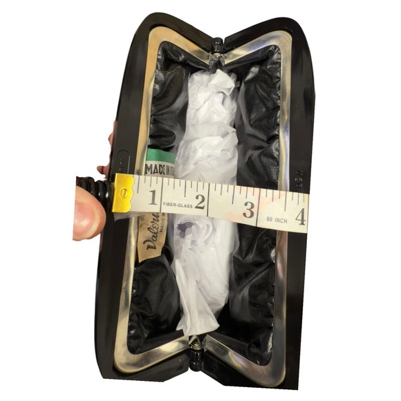 Vintage Valerie Made In Italy Green Snakeskin Classic Retro Kiss lock Clutch - Picture 14 of 15